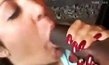 Amatör fahişe inanılmaz bir oral seks yapıyor