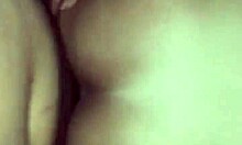 इस शौकिया वीडियो में छोटे स्तनों वाली डेनिएला को उसकी गांड चुदाई की जाती है