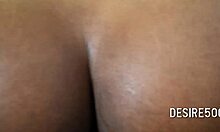 黑人熟女在自制视频中享受大阴茎